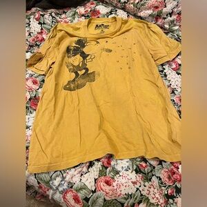 disney collection women’s yellow mickey mouse graphic short sleeve top